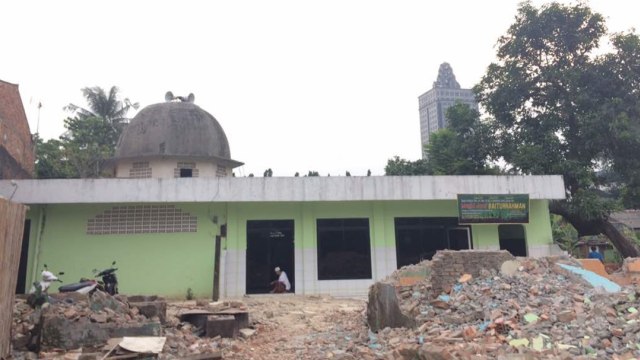 Masjid di Cawang yang dijual (Foto: Kelik Wahyu/kumparan)