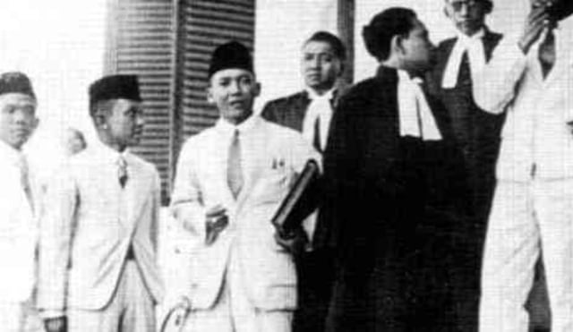 Soekarno: Indonesia Menggugat!