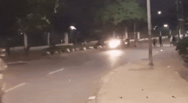 Pengendara motor diserang di kawasan Lenteng Agung (Foto: Facebook Rizky Al Zahid)