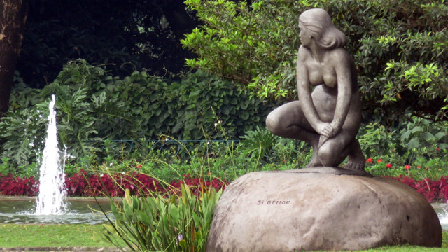 Si Denok, patung di Istana Bogor (Foto: Yudhistira Amran/kumparan)