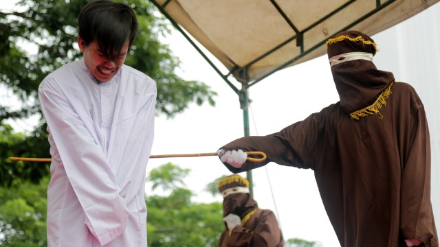 Ilustrasi hukum cambuk di Banda Aceh Foto: Antara/Irwansyah Putra
