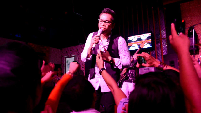 Hari Patah Hati Nasional: Tapi Bukan Aku - Kerispatih