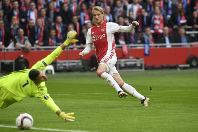Dolberg, bintang muda baru Ajax. (Foto: Toussaint Kluiters/Reuters)