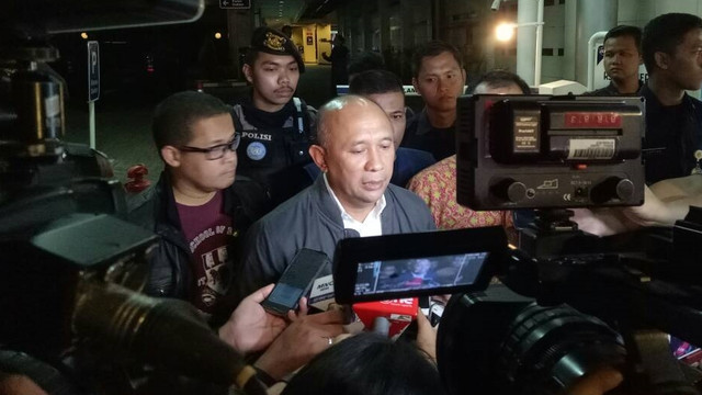 Teten Masduki Kunjungi Keluarga Korban (Foto: Iqra Ardini/kumparan)