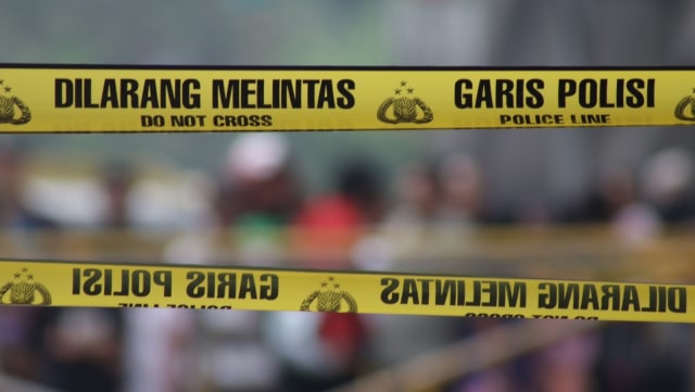 Pengamanan di lokasi ledakan bom Kampung Melayu (Foto: Fanny Kusumawardhani/kumparan)