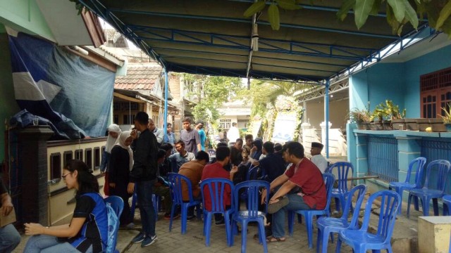 Suasana rumah duka Bripda Ridho. (Foto: Marcia Audita/kumparan)