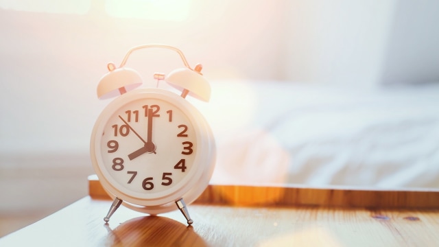 Atur Waktu Alarm Sahur (Foto: Thinkstock)