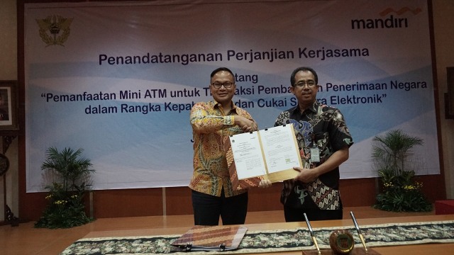 Pembayaran Cukai Online (Foto: Aditia Noviansyah/kumparan)