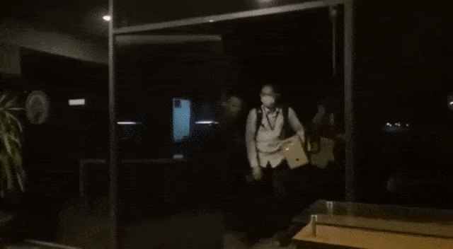 Penyidik KPK di kantor Kemendes PDT (Foto: Fahrian Saleh/kumparan)
