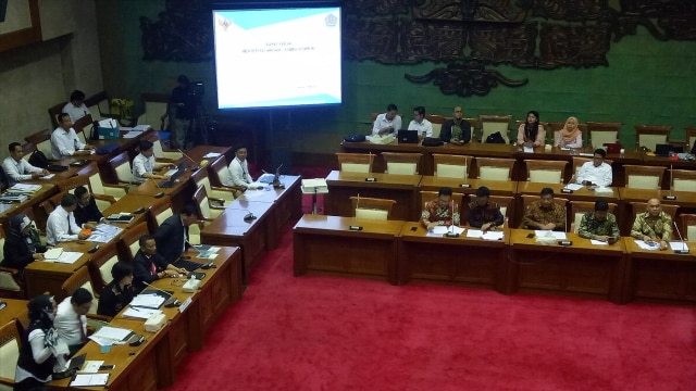 Pembahasan Perppu Nomor 1/2017 di Komisi XI (Foto: Nicha Muslimawati/kumparan)