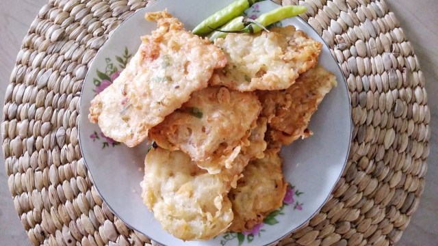 Tempe Mendoan (Foto: Instagram/@astinabouti)