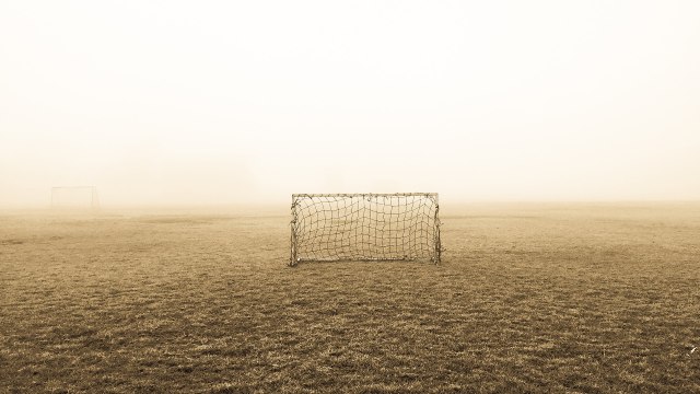 Ilustrasi lapangan sepak bola. (Foto: Pixabay)