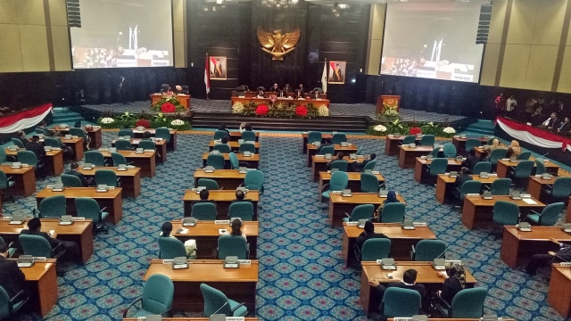 Suasana Sidang Paripurna DPRD DKI Foto: Nadia Jovita/kumparan