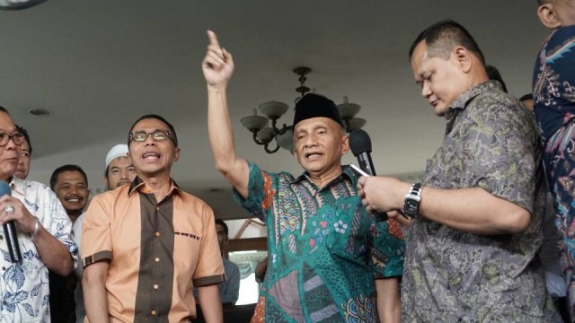 Amien Rais saat memberikan keterangan  (Foto: Aditia Noviansyah/kumparan)