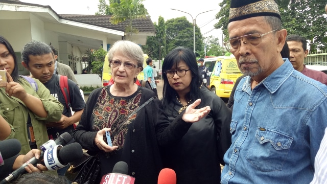 Perdebatan antara ibu dan ayah Yana Zein (Foto: Yurika Kencana/kumparan)
