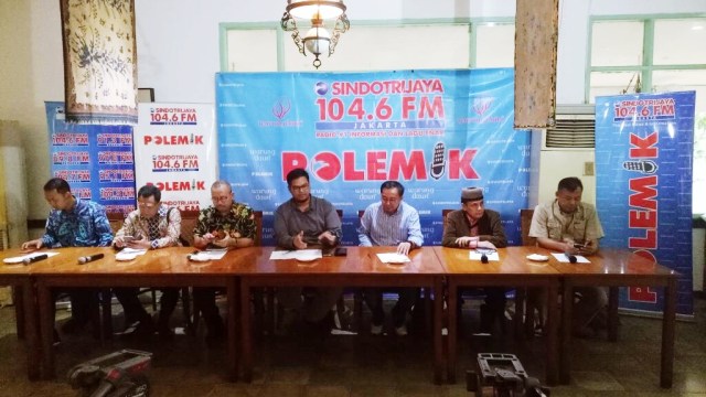 Talkshow Akhir Pekan Terhangat POLEMIK. (Foto: Akbar Ramadhan/kumparan)