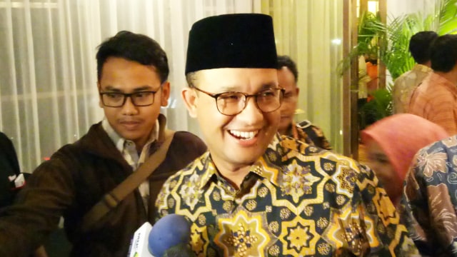 Anies Baswedan di Hotel Ambhara Kebayoran Baru. (Foto: Aprilandika Pratama/kumparan)