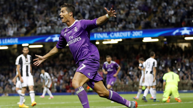 Ronaldo borong dua gol kemenangan Real Madrid. (Foto: Reuters/Carl Recine)