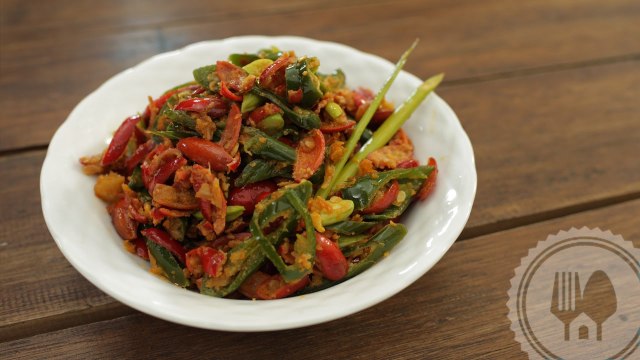 Meriahnya Makan Dengan Sambal Buroq