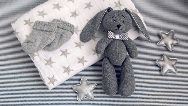 Membawa perlengkapan favorit si kecil (Foto: Thinkstock)