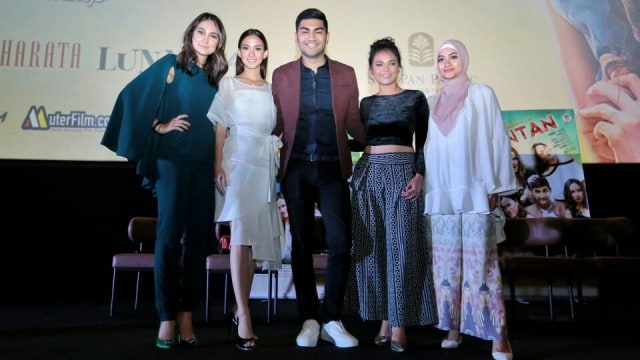 Pemain film Mantan (Foto: Prabarini Kartika/kumparan)