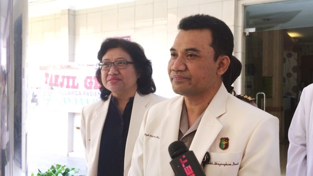 dr. Yoyok Witarto dan dr. Henny. (Foto: Kelik Wahyu Nugroho/kumparan)