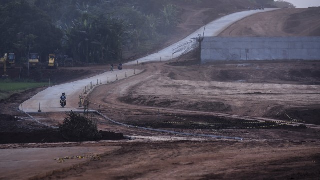 Tol Batang-Semarang di ruas Gringsing (Foto: Hafidz Mubarak/ANTARA)