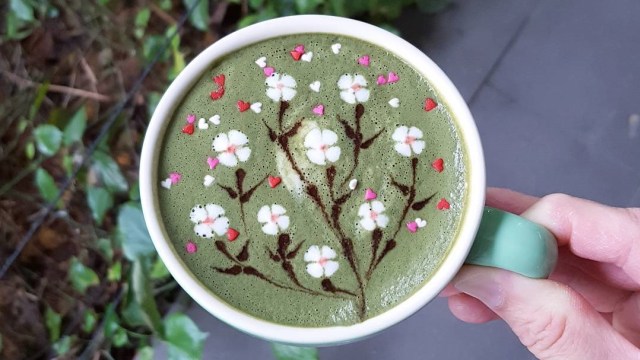 Latte Art Sakura (Foto: Instagram/@damien_tc)