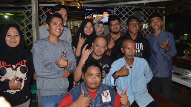 Husein Alatas buka bersama fans. (Foto: Prabarini Kartika/kumparan)