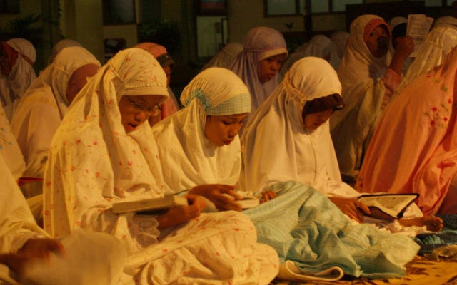 Tajhin Peddis dan Tradisi Malem Lékoran (1)