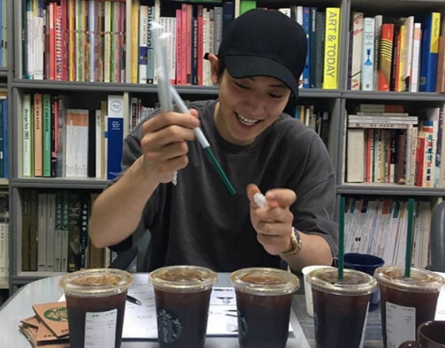 Walau Sibuk, Chanyeol "EXO" Rupanya Rajin Kuliah 