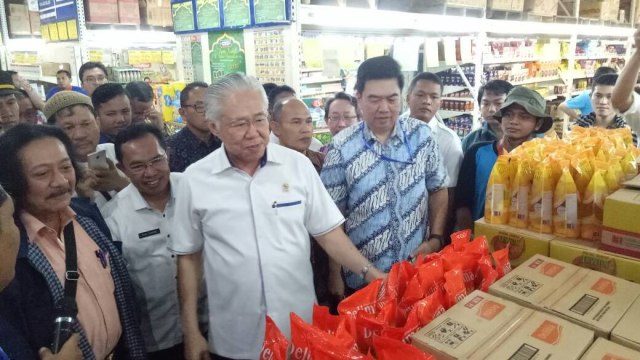 Menteri Perdagangan tinjau Indogrosir Tangerang (Foto: Edy Sofyan/kumparan)