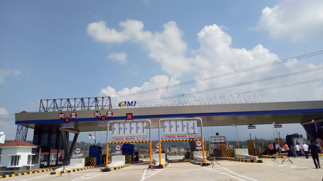 Tol Bawen-Salatiga sepanjang 17,6 Km (Foto: Novan Nurul Alam/kumparan)