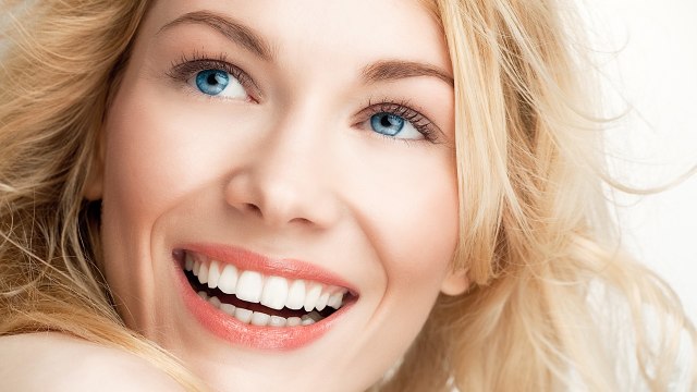 Menjaga kesehatan mulut dengan obat kumur disebut mampu memerangi infeksi virus corona. Foto: Thinkstock