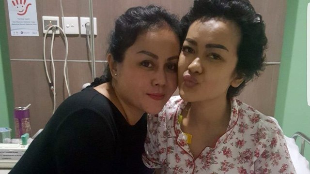 Jupe dan Mak Vera (Foto: Instagram/@makverazanobia)