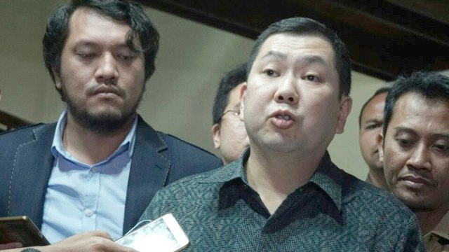 Hary Tanoesoedibjo usai diperiksa. Foto: Aditia Noviansyah/kumparan