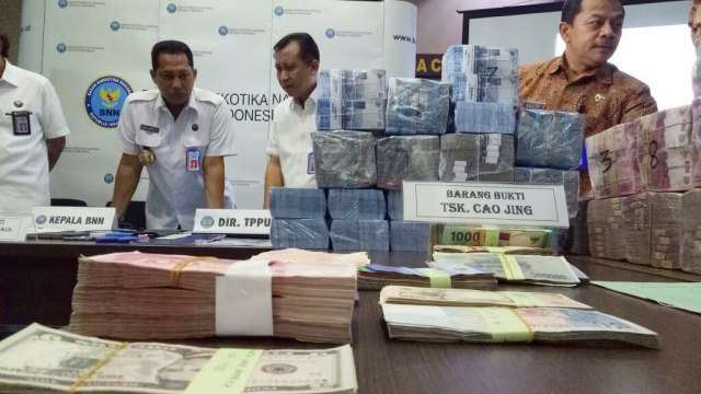 Barang bukti yang diamankan BNN terkait TPPU (Foto: Diah Harni/kumparan)
