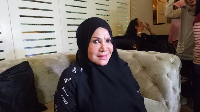 Komedian Mpok Atiek (Foto: Prabarini Kartika/kumparan)