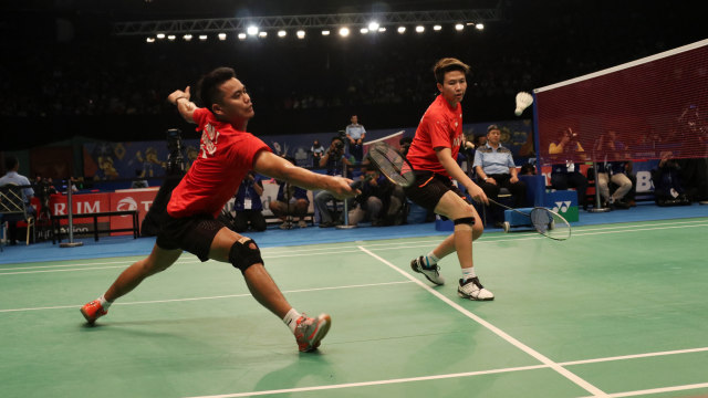 Owi-Butet beraksi di Indonesia Open 2017. (Foto: kumparan/Fanny Kusumawardhani)