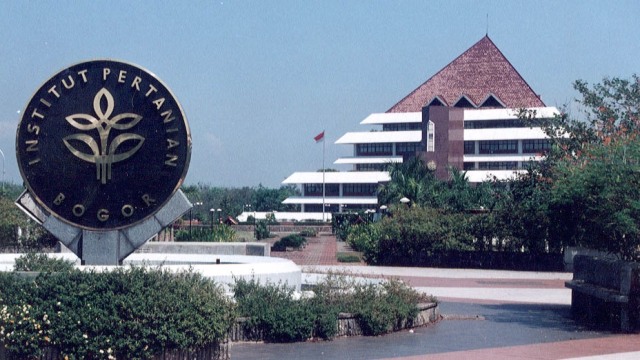 Taman Rektorat IPB. (Foto: IPB.ac.id)