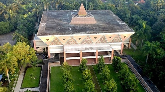 Masjid Al Hurriyah IPB. (Foto: Flickr)