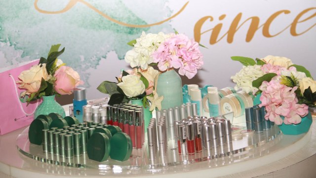 Kosmetik Wardah (Foto: Munady Widjaja)