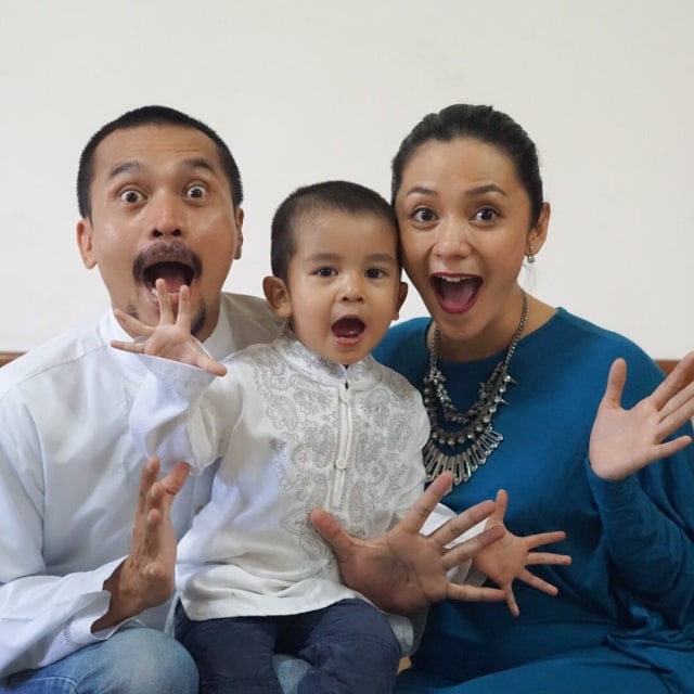 Enno Lerian dan keluarga (Foto: Twitter @ennolerian)