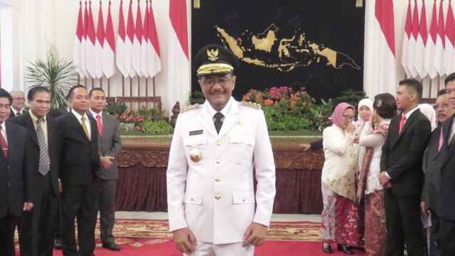 Pelantikan Djarot sebagai gubernur DKI. (Foto: Yudhistira Amran Saleh/kumparan)