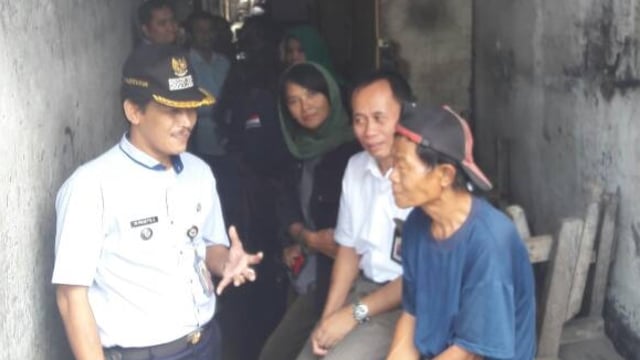 Gang rumah Joni dan Isa (Foto: Dok. Kemensos)