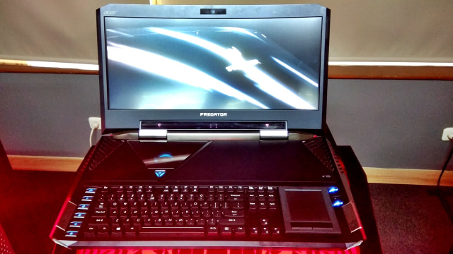 Laptop Acer Predator 21 X. (Foto: Jofie Yordan/kumparan)
