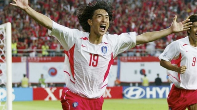 Selebrasi Ahn Jung Hwan (Foto: FIFA)
