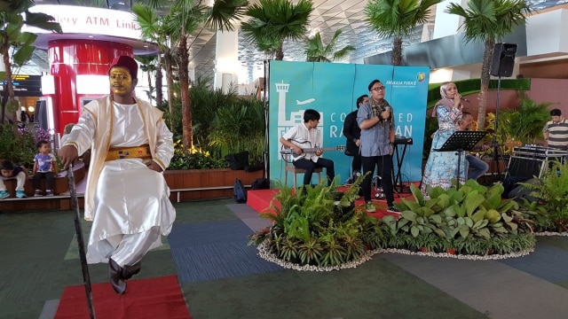 Hiburan di Bandara Soetta (Foto: Twitter/@AngkasaPura_2)