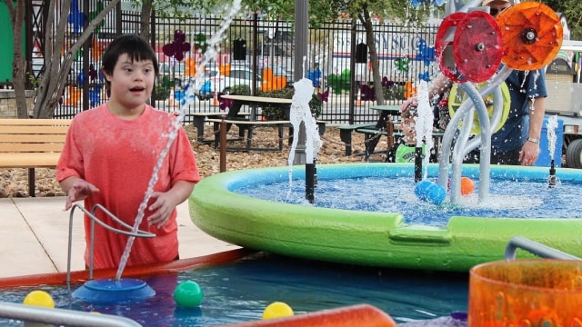 Morgan Wonderland, taman bagi anak berkebutuhan. (Foto: Instagram/morgans-wonderland)