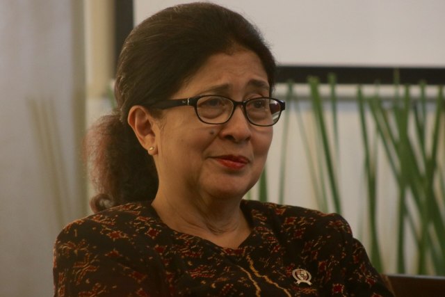 Menkes Nila Moeloek (Foto: Fanny Kusumawardhani/kumparan)